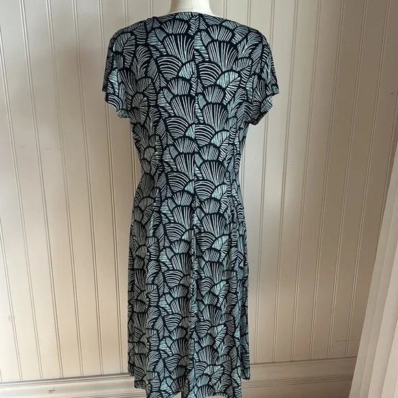 Green and Black Dress - Picture 3 of 3